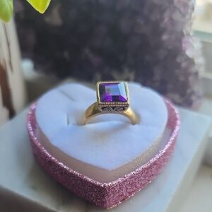 Elegant Gold and Purple Ring
